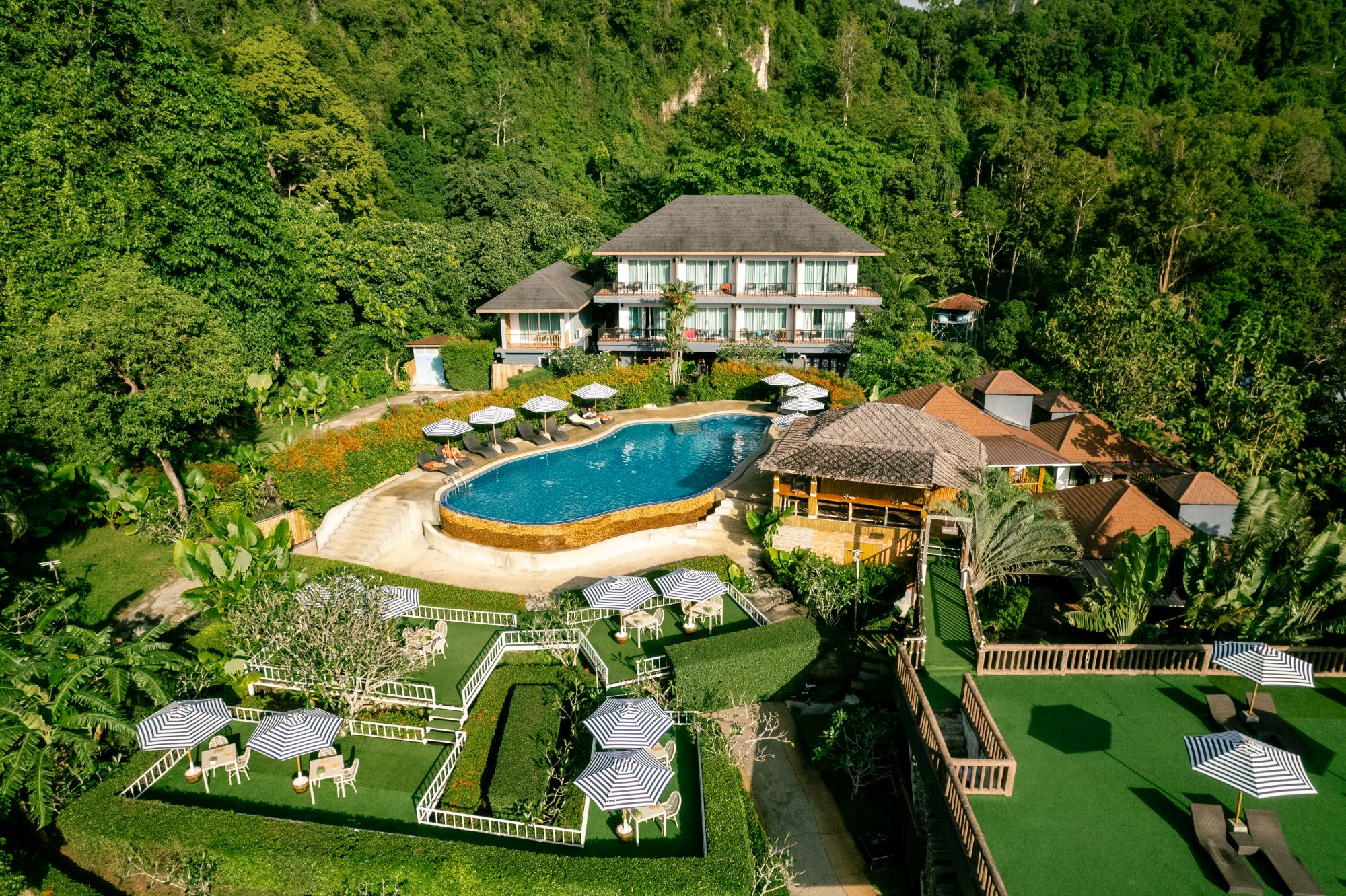 insider-view-of-railay-phutawan-resort-book-hotel-in-tambon-ao-nang