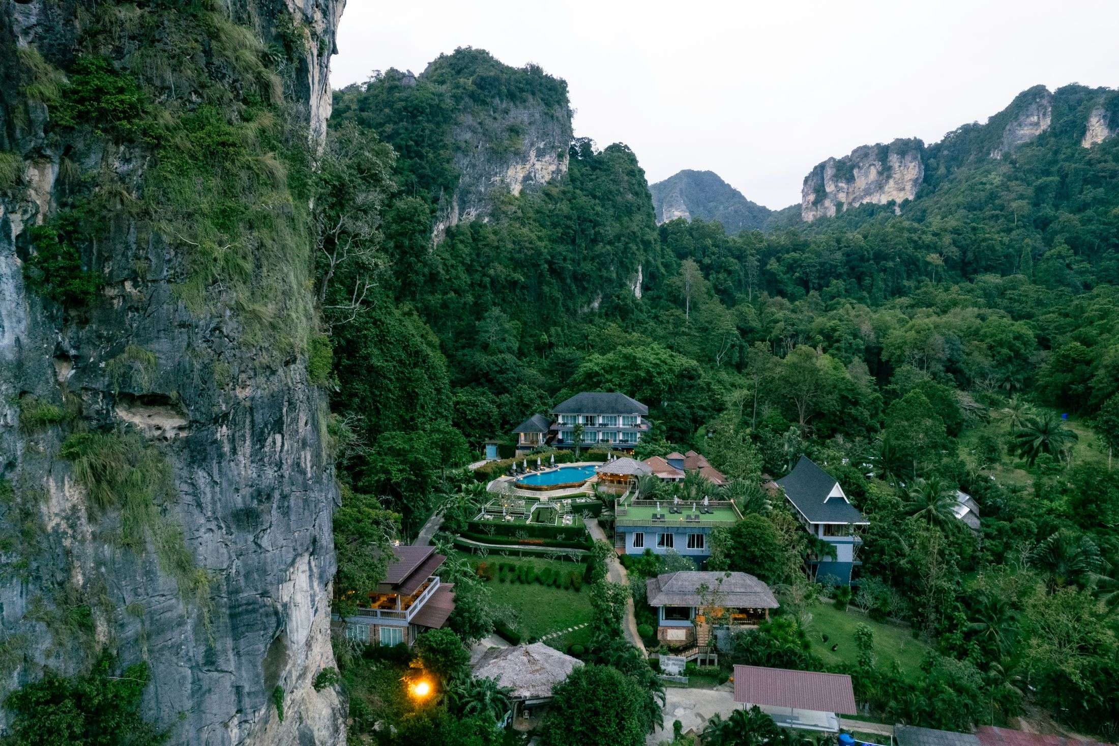 insider-view-of-railay-phutawan-resort-book-hotel-in-tambon-ao-nang
